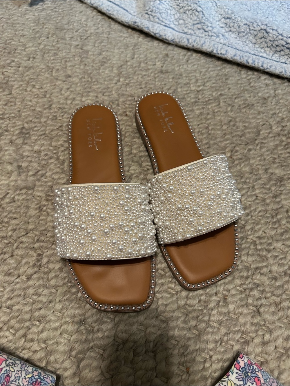 Nicole Miller Pearl-Embellished white Slide Sandals